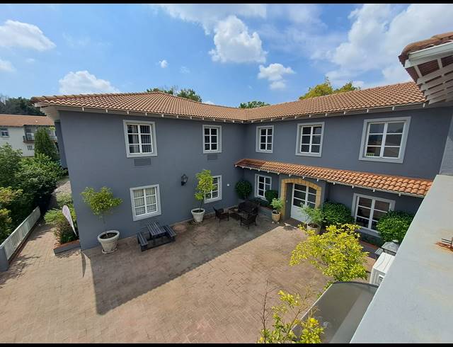 190M² OFFICE TO LET IN HYDE PARK